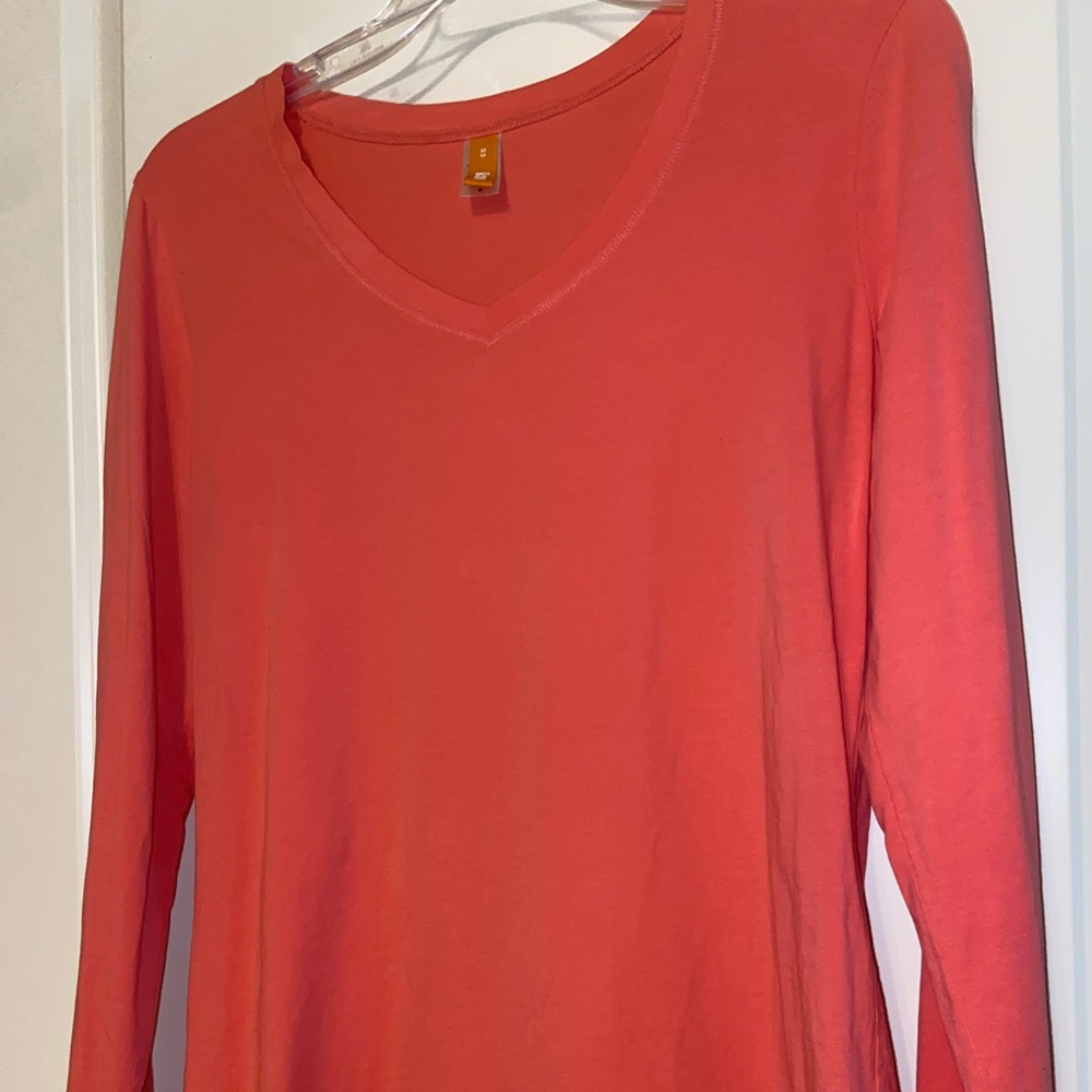 Women’s long sleeve